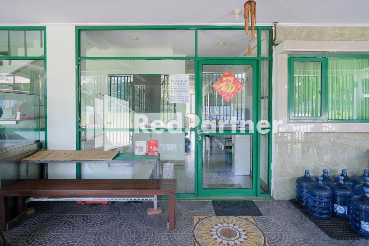 Pondok Hijau Residence RedPartner At Citraland Surabaya Bagian luar foto